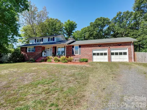 320 Rock Grove Church Rd, Rockwell, NC 28138