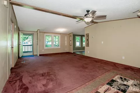 Living - 10372 Singletree 21 Ln #21, Davidson, NC 28036 photo 3 of 3