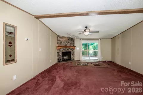Living - 10372 Singletree 21 Ln #21, Davidson, NC 28036 photo 2 of 3