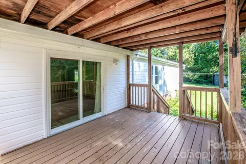 Exterior - 10372 Singletree 21 Ln #21, Davidson, NC 28036 photo 4 of 6
