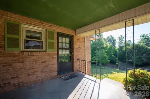 Exterior - 4024 Piney Rd, Morganton, NC 28655 photo 3 of 3