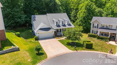 View/Area - 329 Brixham Pl, Fort Mill, SC 29708 photo 3 of 6