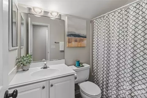 Bath - 329 Brixham Pl, Fort Mill, SC 29708 photo 2 of 4