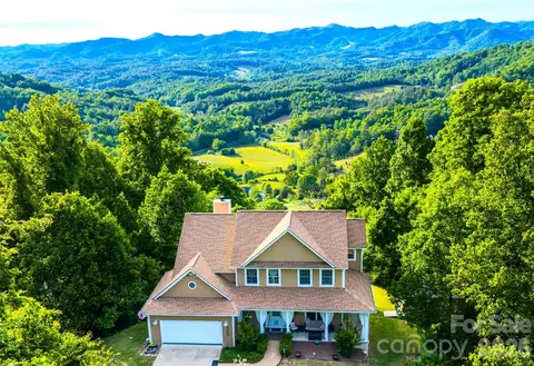 350 Vista Point Dr, Weaverville, NC 28787