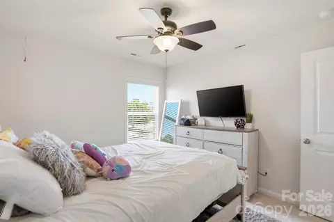 Bedroom - 3938 Townes Blvd, Terrell, NC 28682 photo 2 of 2