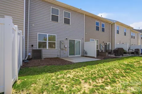 Exterior - 3938 Townes Blvd, Terrell, NC 28682 photo 1 of 1