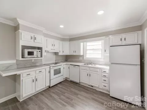 814 Wilbrown Cir, Charlotte, NC 28217