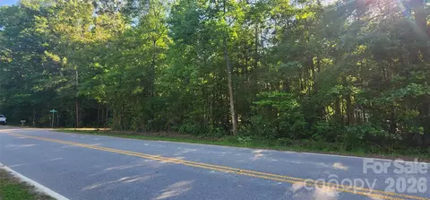 1040 Apollo Ln, Lancaster, SC 29720