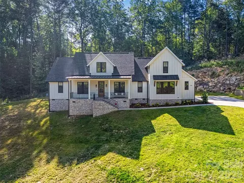151 Greenbay Rd, Mooresville, NC 28117