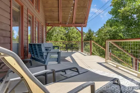 Exterior - 694 Boulder Rd, Marshall, NC 28753 photo 7 of 10