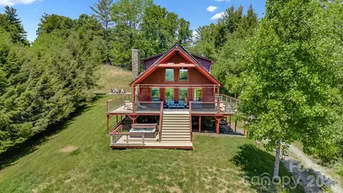 694 Boulder Rd, Marshall, NC 28753