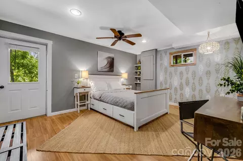 Bedroom - 694 Boulder Rd, Marshall, NC 28753 photo 10 of 14