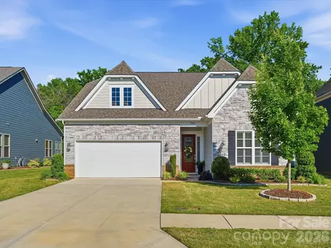 242 Pintail Dr, Monroe, NC 28110