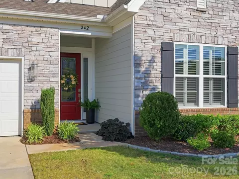 Exterior - 242 Pintail Dr, Monroe, NC 28110 photo 2 of 11
