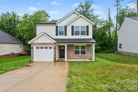 1468 Mayfair Dr, Conover, NC 28613