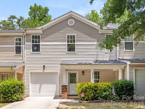 5536 Franklin Springs Cir, Charlotte, NC 28217
