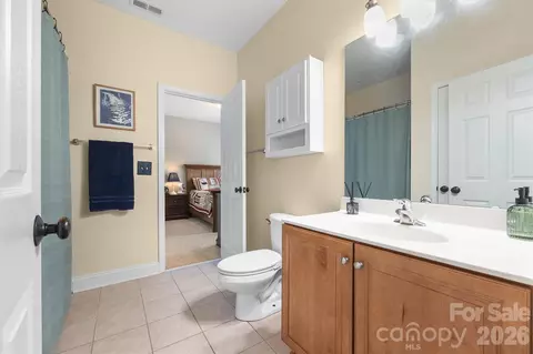 Bath - 780 Fairway Point Dr, Tega Cay, SC 29708 photo 3 of 3