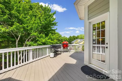 Exterior - 780 Fairway Point Dr, Tega Cay, SC 29708 photo 4 of 7
