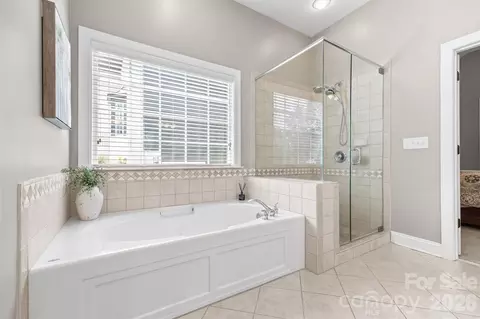 Bath - 780 Fairway Point Dr, Tega Cay, SC 29708 photo 2 of 3