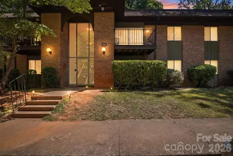 330 Orchard Trace 8 Ln #8, Charlotte, NC 28213