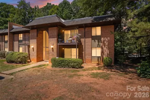 305 Orchard Trace 5 Ln #5, Charlotte, NC 28213