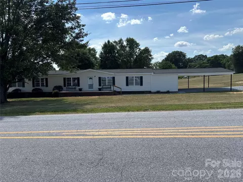 559 School Dr, Taylorsville, NC 28681