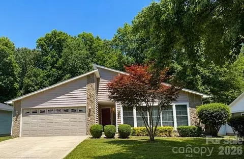 7636 Eastbourne Rd, Charlotte, NC 28227