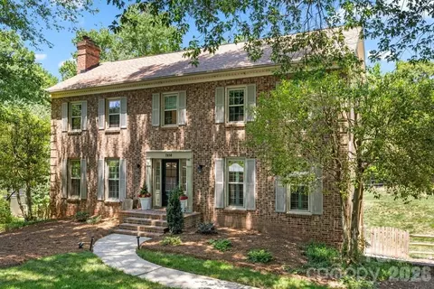 7814 Bradenton Dr, Charlotte, NC 28210