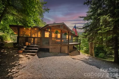 4606 Hemphill Rd, Waynesville, NC 28785