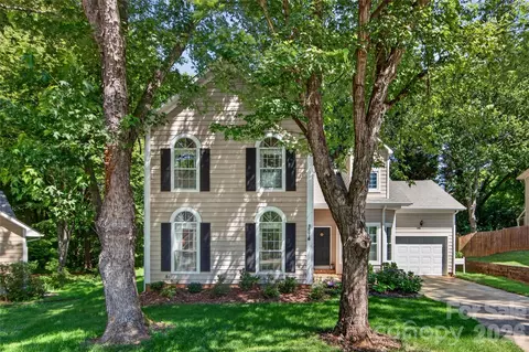 803 Water Wheel Ct, Charlotte, NC 28209