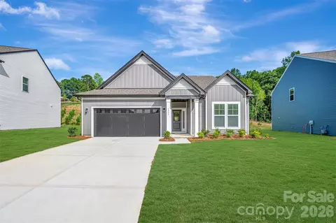 1777 Boulder Ridge Dr, Gastonia, NC 28052