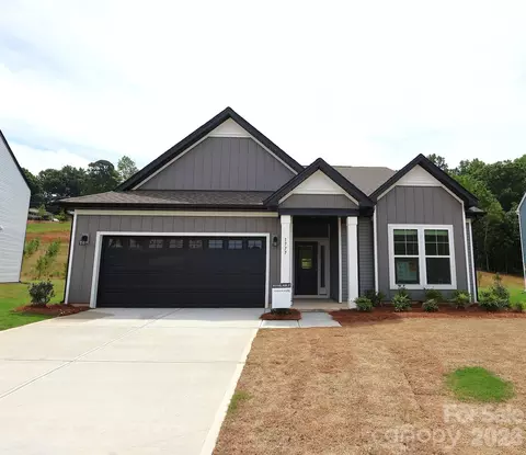 1777 Boulder Ridge Dr, Gastonia, NC 28052