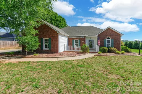 1611 Bradley Dr, Monroe, NC 28112
