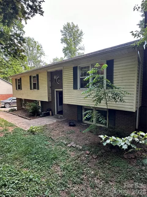 306 New Orleans Blvd, Morganton, NC 28655