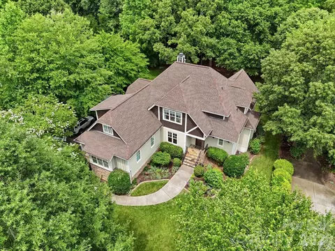 184 Ashmore Cir, Troutman, NC 28166