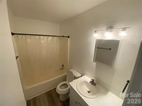 Bath - 788 Coley Rd, Salisbury, NC 28146 photo 3 of 3