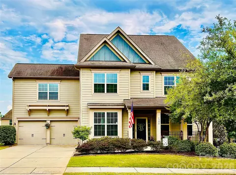 1306 Corey Cabin Ct, Fort Mill, SC 29715