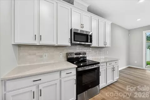 Kitchen - 512 Webster Ln, Cramerton, NC 28032 photo 1 of 2