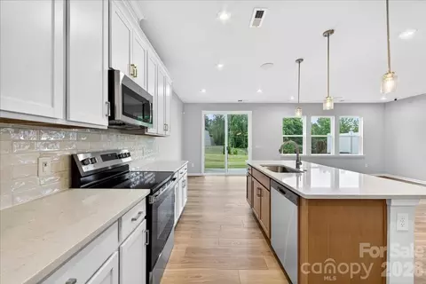 Kitchen - 512 Webster Ln, Cramerton, NC 28032 photo 2 of 2