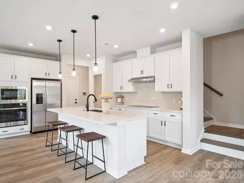 510 Webster Ln, Cramerton, NC 28032