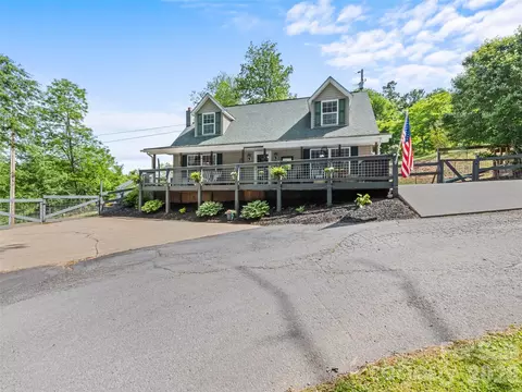 222 Thistle Rdg, Clyde, NC 28721