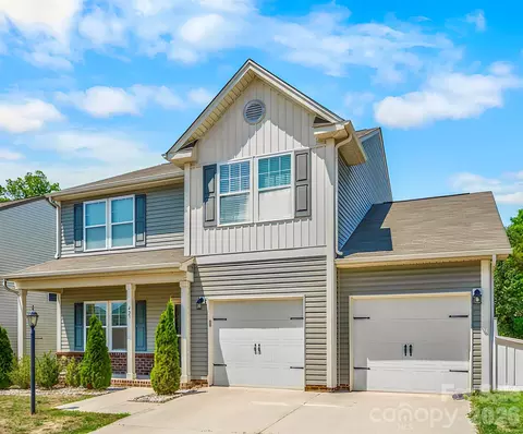 427 Inlet Place Dr, Winston Salem, NC 27127
