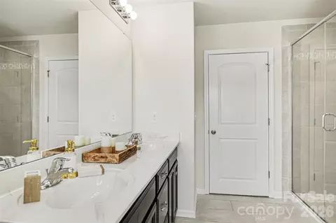 Bath - 1705 Bailey Ridge Dr, York, SC 29745 photo 1 of 3