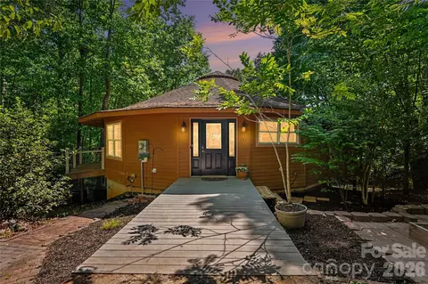 241 Spring Shore Rd, Statesville, NC 28677