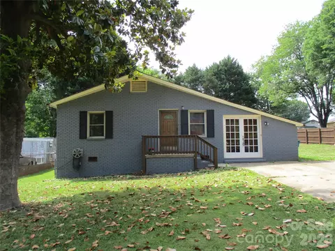 307 6th St, Belmont, NC 28012