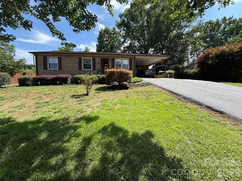 9108 Wilson Heights Ave, Hildebran, NC 28637