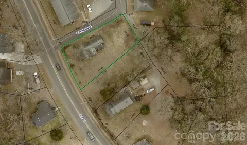 430 E D St, Newton, NC 28658