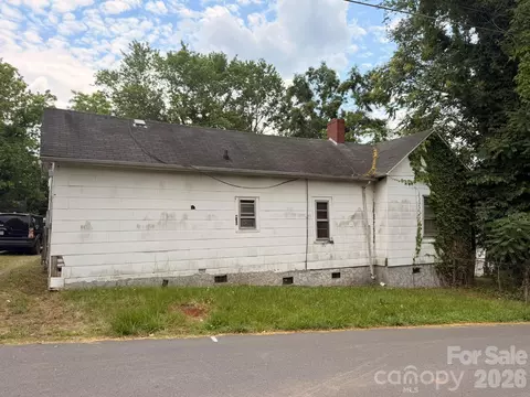430 E D St, Newton, NC 28658 photo 5