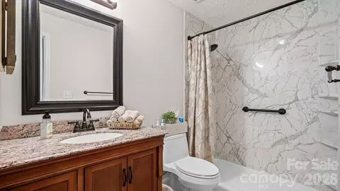 Bath - 1338 Torrence 29 Cir #29, Davidson, NC 28036 photo 3 of 5