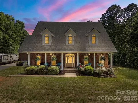 710 Sleepy Hollow Rd, Midland, NC 28107